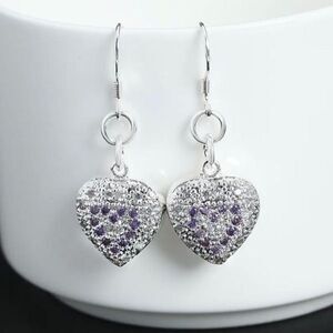 The Dangling Puff Heart earrings in 925 and cubic zirconia